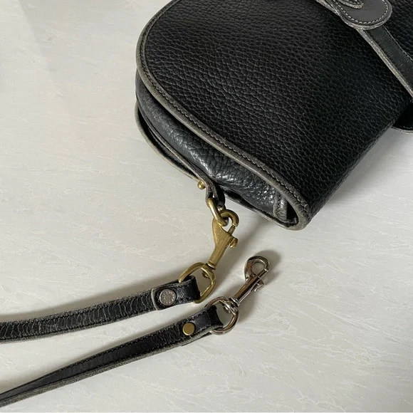 Dooney & Bourke- Vintage Black Leather Flap Crossbody Bag - Picture 3 of 11
